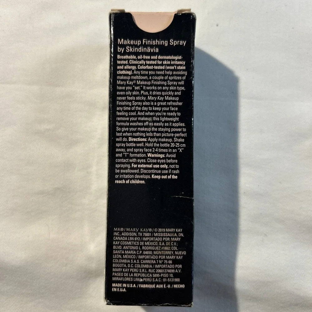 Mary Kay Makeup Finishing Spray 2 oz New in Box #152557